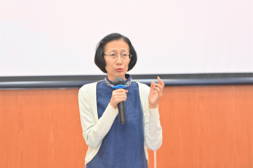 专家点评2.jpg