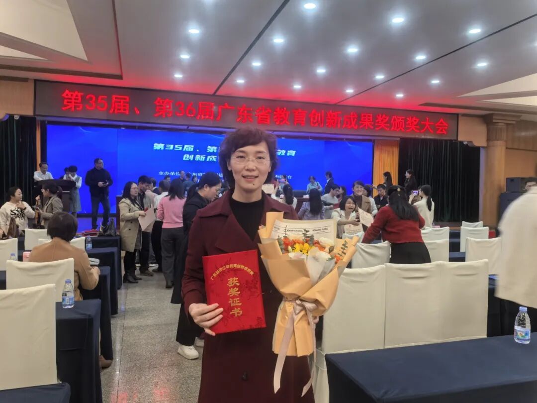 1775487376879086562.jpg 886e835362df87b1242942f1ba423927.jpg